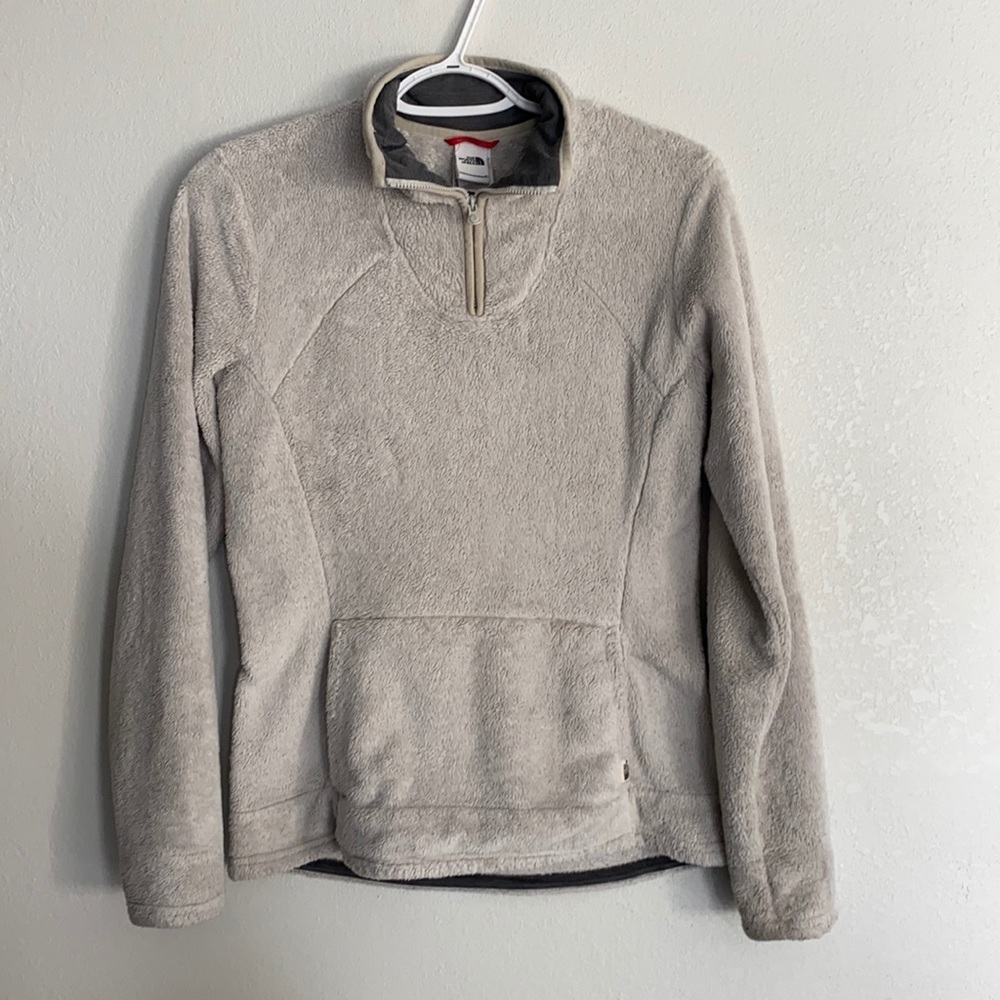 Women’s Small North Face Pullover